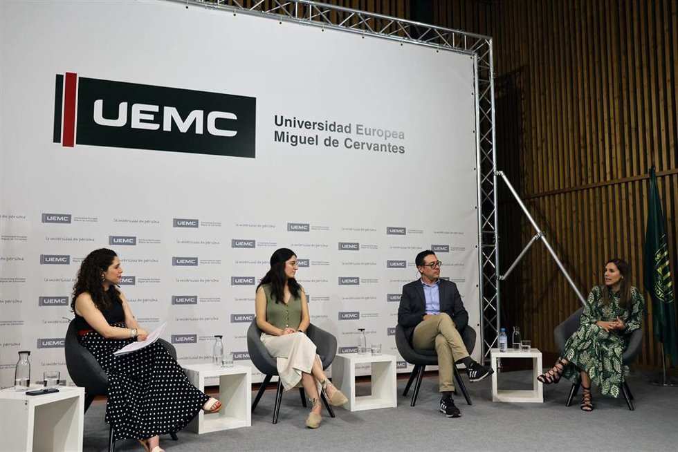 Jornada ianugural de los cursos 'Alimentación y Salud' en la UEMC, Valladolid.