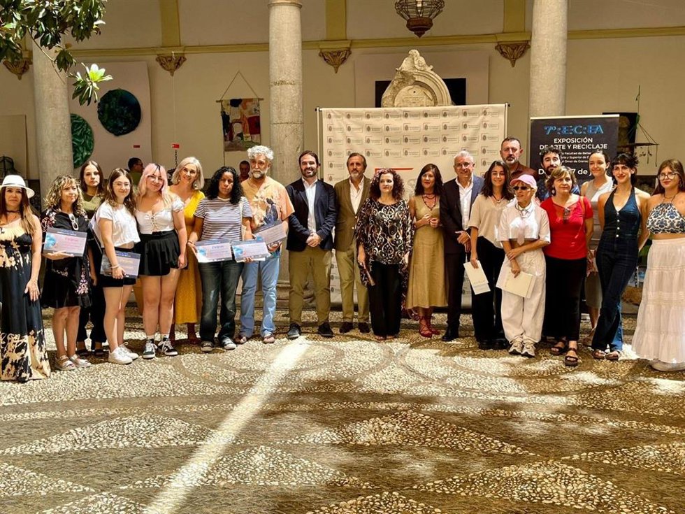 Inauguración de la exposición 'Re-Crea'.