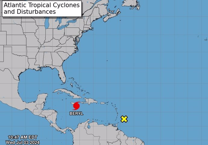 El huracán 'Beryl' baja a categoría 4 y pone también en alerta a la Península de Yucatán (México).