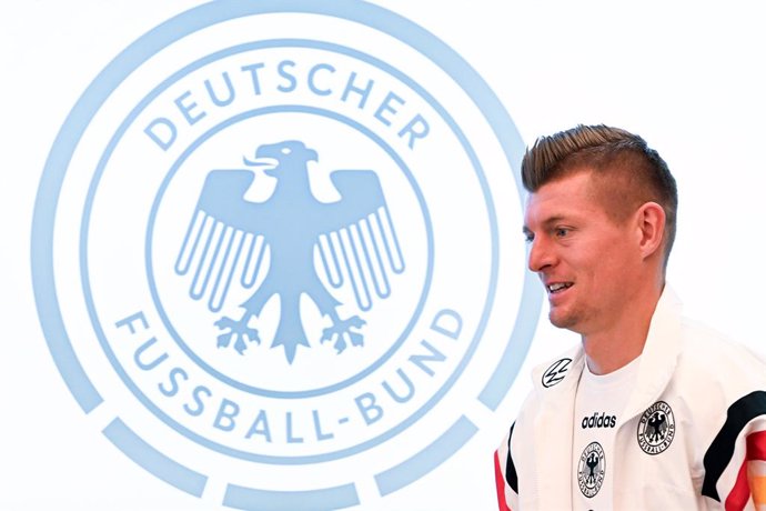 03 July 2024, Bavaria, Herzogenaurach: Germany's Toni Kroos arrives at a press conference ahead of Friday's UEFA Euro 2024 quarter final soccer match against Spain. Photo: Christian Charisius/dpa