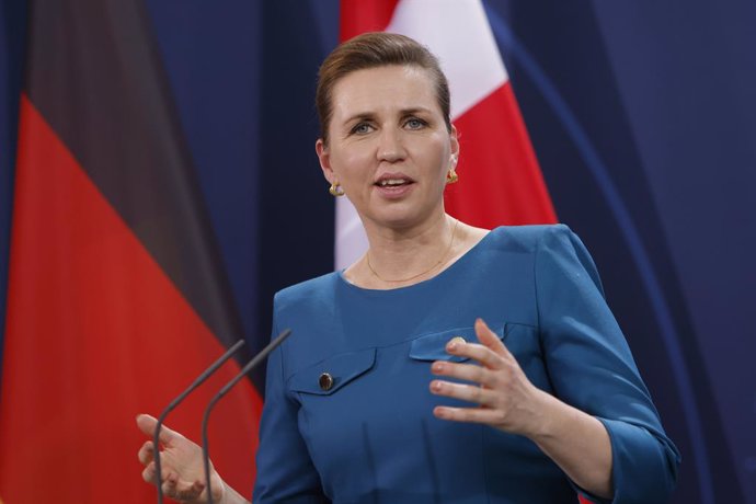 Archivo - FILED - 09 February 2022, Berlin: Danish Prime Minister Mette Frederiksen speaks at a press conference with Chancellor Scholz after their meeting. Photo: Michele Tantussi/Getty Images Europe/Pool/dpa