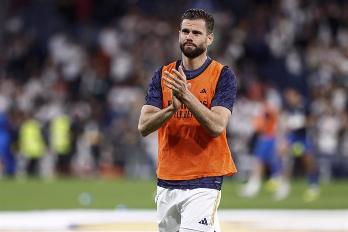 Archivo - Nacho Fernandez of Real Madrid warms up during the Spanish League, LaLiga EA Sports, football match played between Real Madrid and Deportivo Alaves at Santiago Bernabeu stadium on May 14, 2024, in Madrid, Spain.