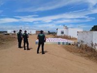 Detenido en la costa de Huelva por almacenar 10.000 litros de combustible para abastecer a narcolanchas