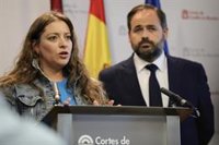 PP teme que la política del Gobierno ante la inmigración irregular sea "habitual" y pide más financiación para las CCAA