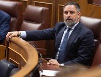 Abascal ve "una estafa" que el PP pida ahora buques contra la inmigración tras apoyar una regularización masiva