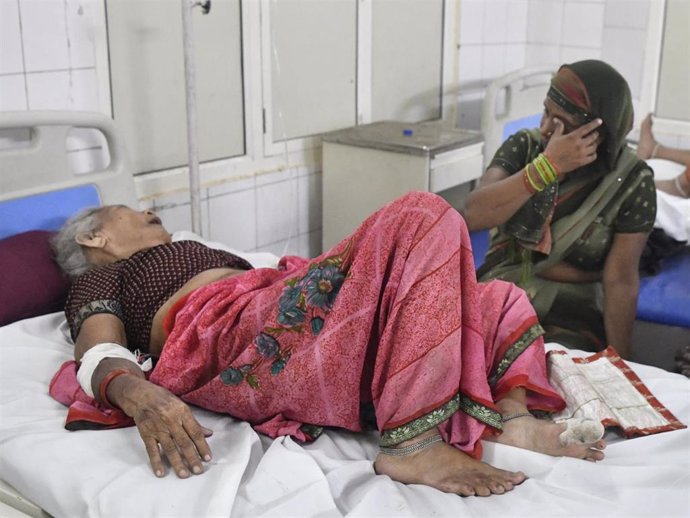Heridos tras una estampida humana en el distrito indio de Hathras, en el norte del país