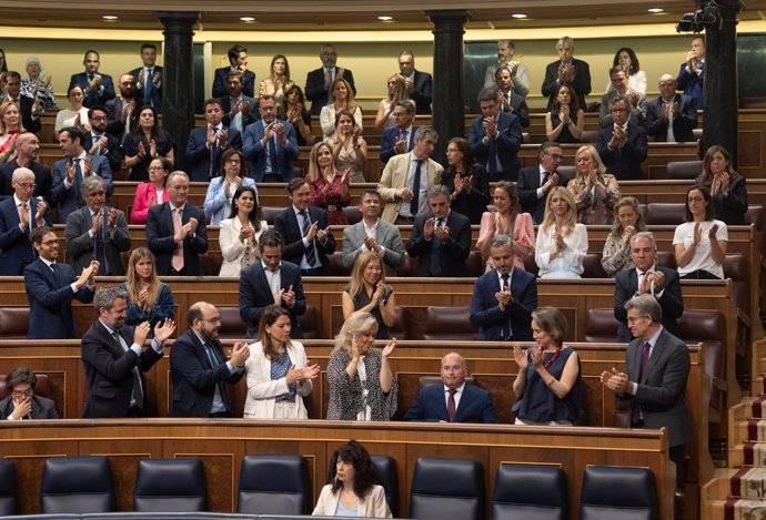 Bancada del PP durante una sesión plenaria en el Congreso de los Diputados, a 4 de julio de 2024, en Madrid (España). El Pleno del Congreso celebra una sesión extraordinaria para debatir como único punto la toma en consideración de la Proposición de Ley O