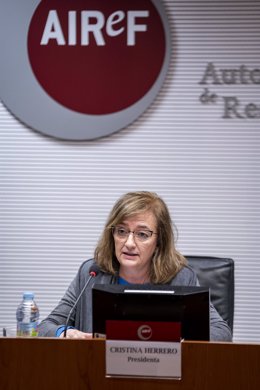 Archivo - La presidenta de la AIReF, Cristina Herrero