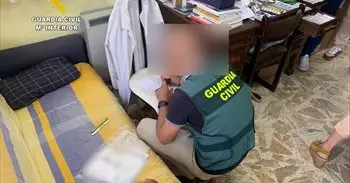 Detenidos un médico y una farmacéutica en León por estafa y fraude a la Seguridad Social