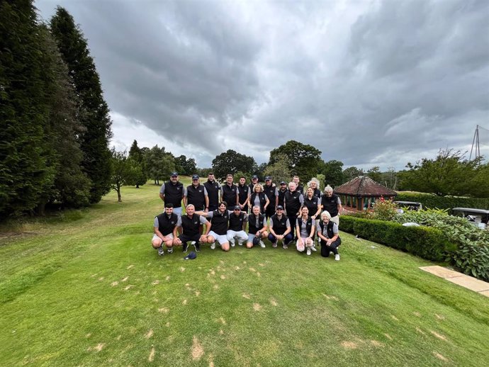 Representantes de la Agencia Destino Huelva en colaboración con la Asociación de Campos de Golf de Huelva están participando estos días en una nueva edición de Golf Huelva la Luz International Event que se celebra en Reino Unido.