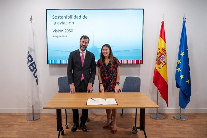 Transportes se adhiere a la Alianza por la Sostenibilidad en el Transporte Aéreo en España.