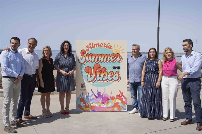 Presentación del programa 'Almería Summer Vibes'.