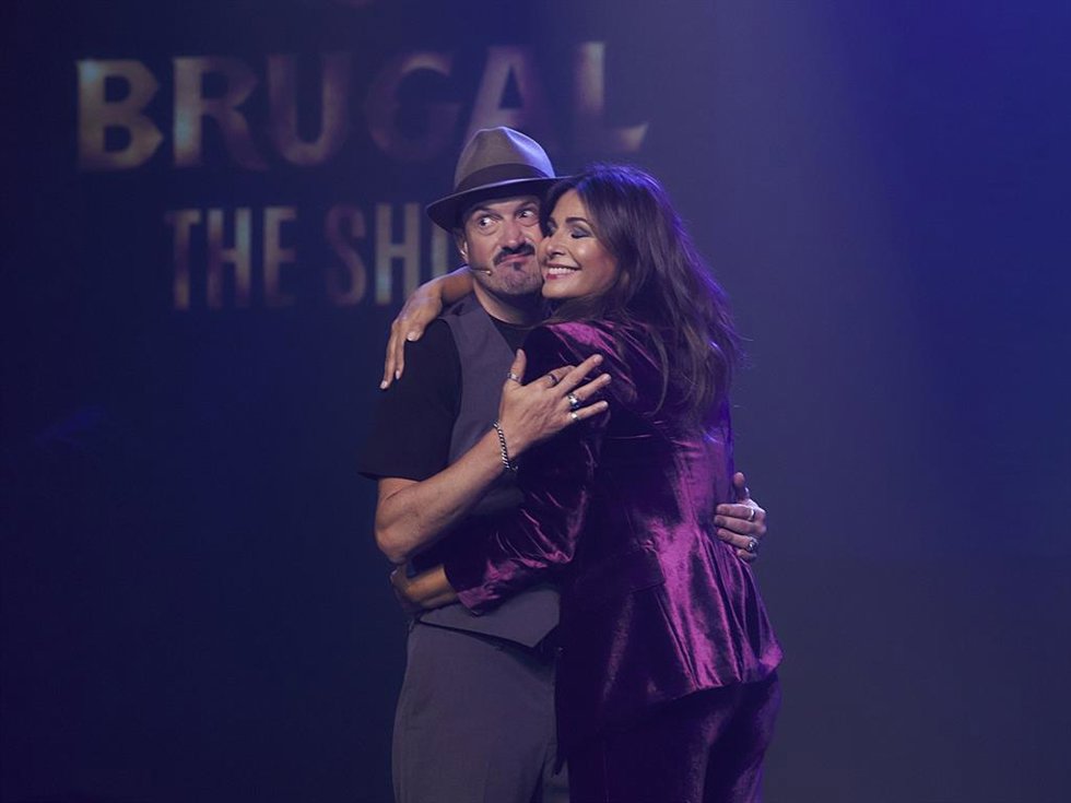 Brugal The Show, el espectáculo sobre anécdotas reales de Amistad Verdadera presentado por Álex ODogherty y Nuria Roca, arrasa en Madrid