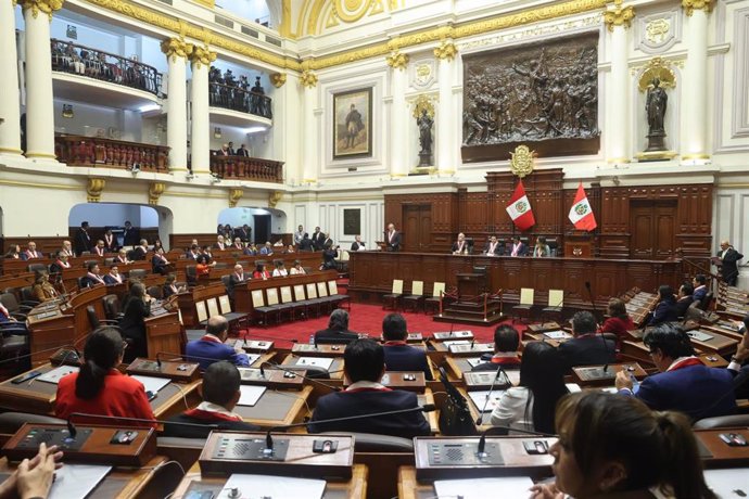 Archivo - Vista general del Congreso de Perú