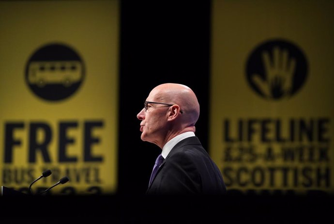 Archivo - 09 October 2022, United Kingdom, Aberdeen: Scotland's Deputy First Minister John Swinney delivers a speech during the Scottish National Party (SNP) conference at The Event Complex Aberdeen (TECA). Photo: Andrew Milligan/PA Wire/dpa