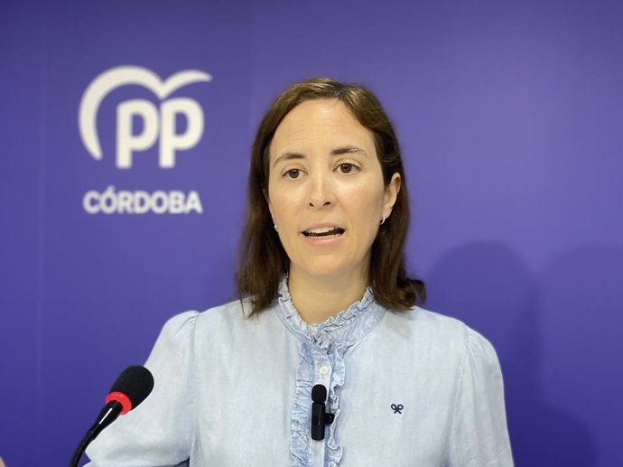 La senadora del PP Cristina Casanueva.