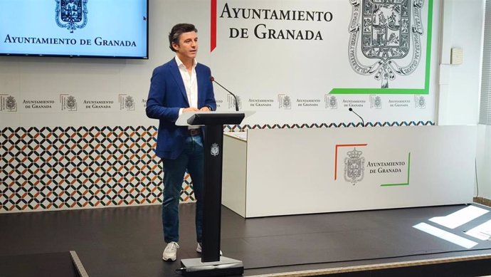 El portavoz del equipo de gobierno en el Ayuntamiento de Granada, Jorge Saavedra (PP).