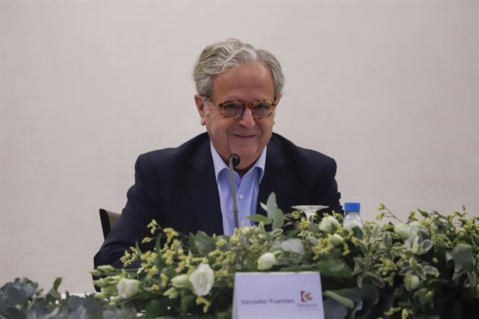 El presidente de la Diputación de Córdoba, Salvador Fuentes, participa en el desayuno de Cope Pozoblanco.