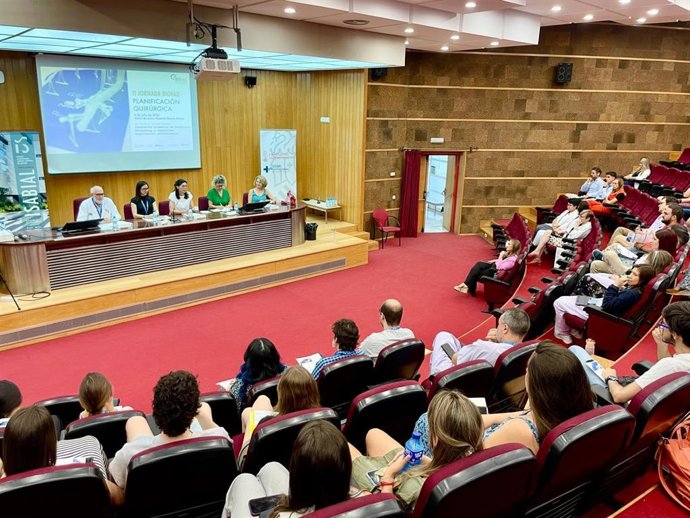 Isabial y la UA impulsan la planificación quirúrgica en 3D en un encuentro de expertos del sector biomédico