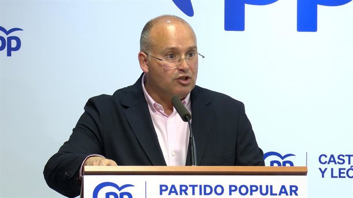 El portavoz del Grupo Popular en el Congreso de los Diputados, Miguel Tellado, interviene en la Junta Directiva del PP de Valladolid.