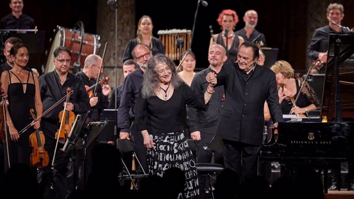 Emisión en directo en ATV del concierto de la Orchestre de la Suisse Romande en el Festival de Granada.