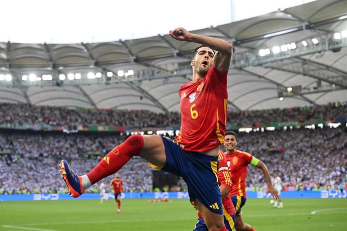 05 July 2024, Baden-Württemberg, Stuttgart: Spain's Mikel Merino celebrates their second goal during the UEFA EURO 2024 quarter-final soccer match between Spain and Germany at the MHP Arena. Photo: Federico Gambarini/dpa