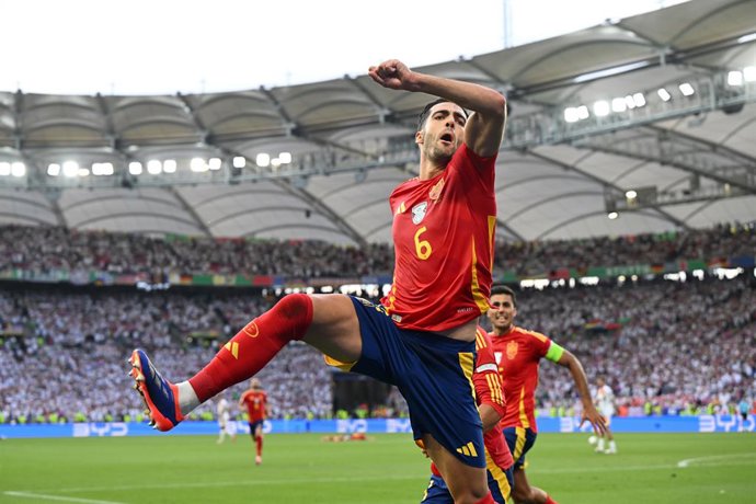 05 July 2024, Baden-Württemberg, Stuttgart: Spain's Mikel Merino celebrates their second goal during the UEFA EURO 2024 quarter-final soccer match between Spain and Germany at the MHP Arena. Photo: Federico Gambarini/dpa