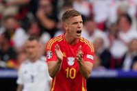 Dani Olmo: "En esas últimas jugadas, cuando el cuerpo no puede, se va con el corazón"