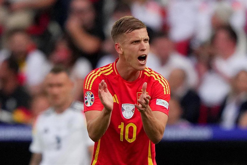 July 5, 2024, Stuttgart, Germany, Germany: Spain's Dani Olmo celebrates after scoring 1-0 during the Euro 2024 soccer match between Spain and Germany at the Stuttgart Arena , Stuttgart , Germany - Friday 05  july  2024. Sport - Soccer . (Photo by Spada/