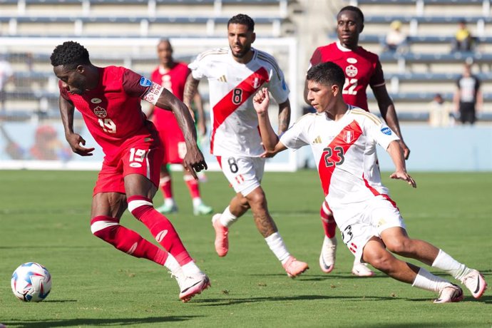 La debutante Canadá se mete por penaltis en semifinales de la Copa América.