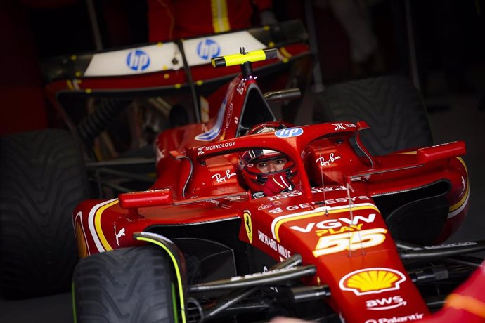 SAINZ Carlos (spa), Scuderia Ferrari SF-24, portrait during the Formula 1 Qatar Airways British Grand Prix 2024, 12th round of the 2024 Formula One World Championship from July 5 to 7, 2024 on the Silverstone Circuit, in Silverstone, United Kingdom - Phot