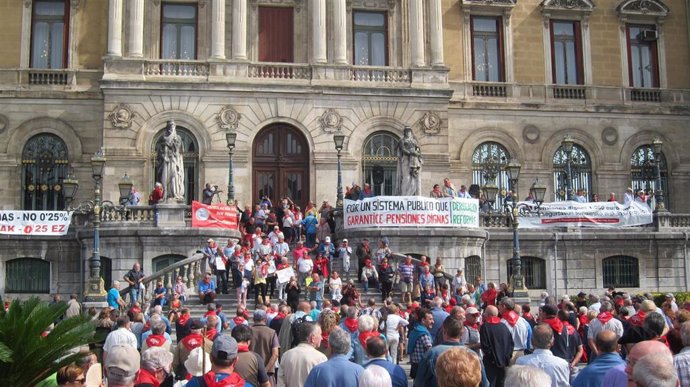 Archivo - Movimiento de pensionistas de Bizkaia