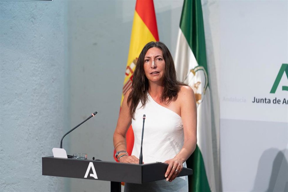 La consejera de Integración Social, Juventud, Familias e Igualdad LolesLópez/Archivo