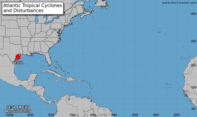 'Beryl' Toca Tierra En El Sur De Texas Con Vientos Máximos Sostenidos De 130 Km/H.