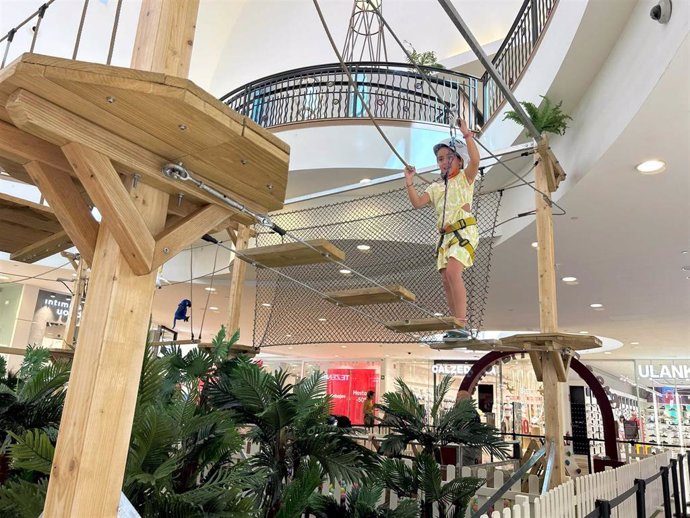 Llega a intu Xanadú ‘Tree Tops Adventure’, un circuito de aventuras con juegos de equilibrio y escalada