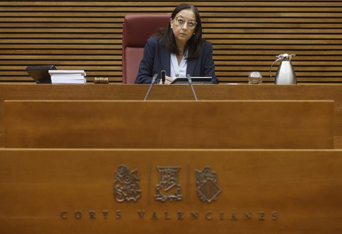 Archivo - Arxiu - La presidenta de les Corts de Valncia, Llanos Massó, en imatge d'arxiu
