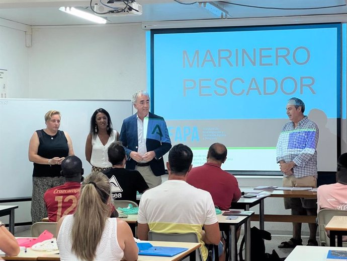 Uno de los cursos será de formación básica en el sector y los otros dos de marinero-pescador.