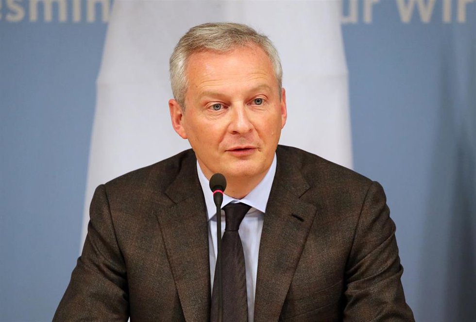Archivo - FILED - 19 February 2019, Berlin: French Minister of Economics Bruno Le Maire speaks during a press conference at the Federal Ministry of Economics after his meeting with German Minister of Economics Peter Altmaier. The novel coronavirus is se
