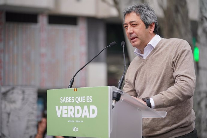 Archivo - El vicepresidente primero y conseller de Cultura y Deporte de Valencia, Vicente Barrera, en una imagen de archivo. 