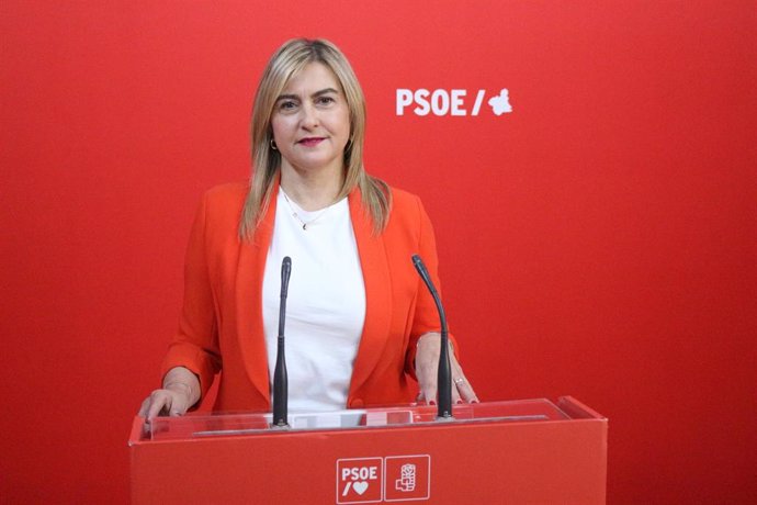 La portavoz y vicesecretaria general del PSOE de la Región de Murcia, Carmina Fernández