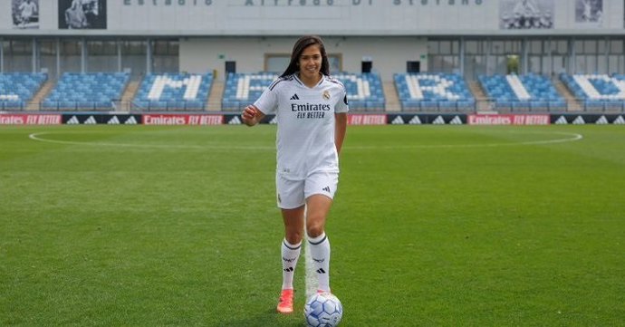 La defensa brasileña Antonia Silva ficha por el Real Madrid femenino