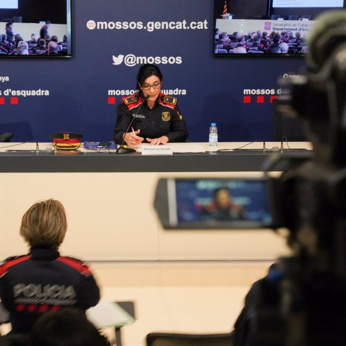 Archivo - La portavoz de la policía catalana, la inspectora Montserrat Escudé, en una imagen de archivo