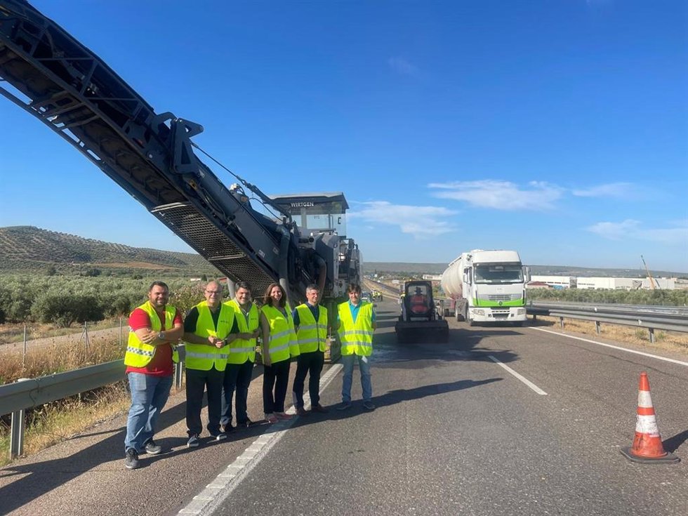 Visita a las obras de emergencia en la A-4, a su paso por Marmolejo.