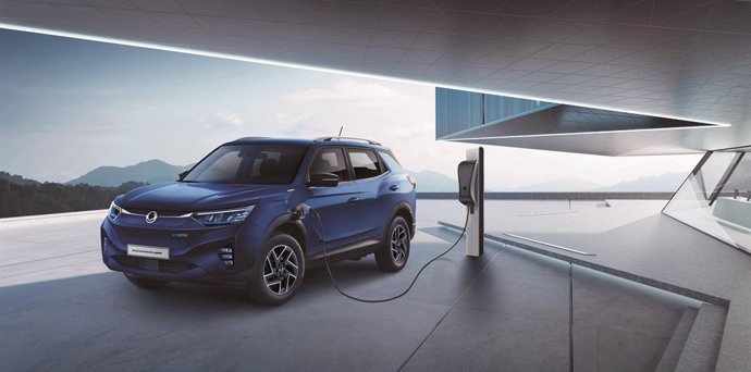 Economía/Motor.- Korando ofrece su modelo cien por cien eléctrico e-Motion con 12.400 euros de descuento