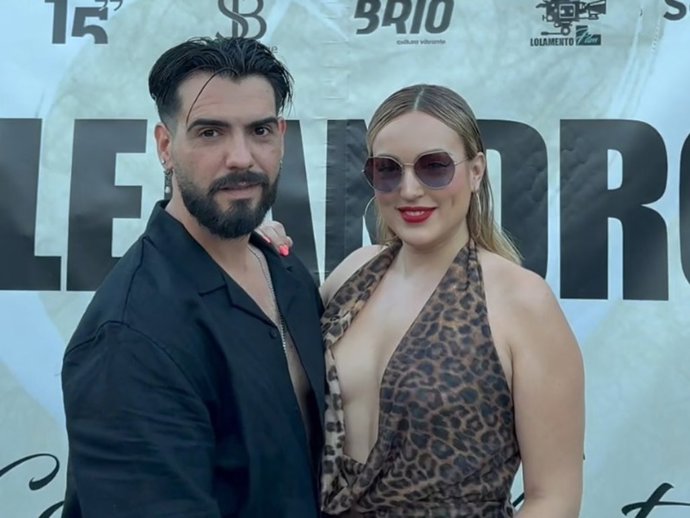 Alejandro Caraza y Marta Riesco en la presentación del nuevo videoclip del cantante