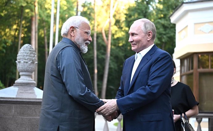 Narendra Modi y Vladimir Putin.