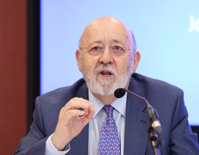 El presidente del CIS, José Félix Tezanos, a 1 de julio de 2024, en San Lorenzo de El Escorial, Madrid (España).