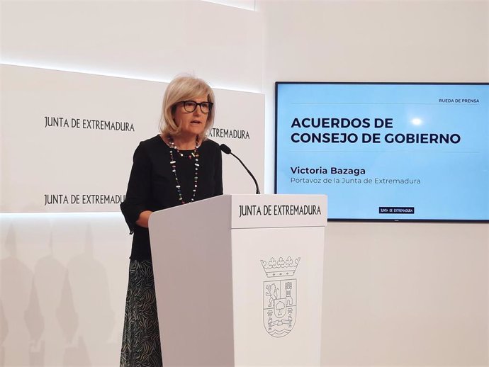 La portavoz de la Junta de Extremadura, Victoria Bazaga, en rueda de prensa tras el Consejo de Gobierno autonómico