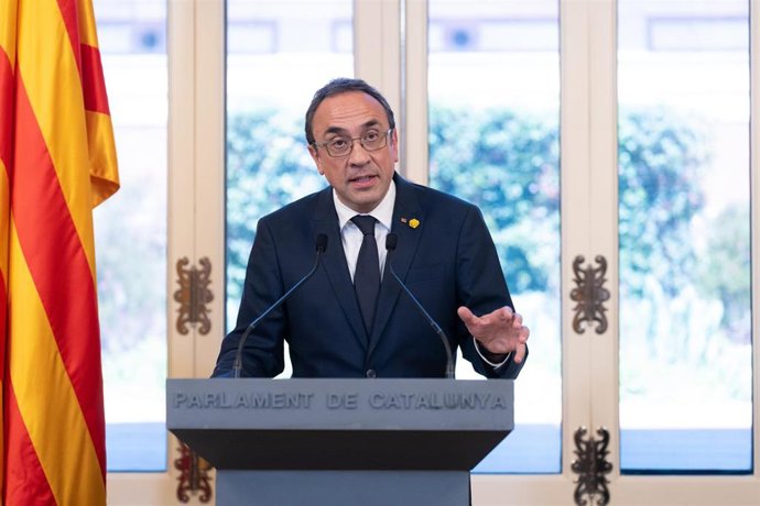 El presidente del Parlament, Josep Rull, en comparecencia desde el Parlament para anunciar la Medalla de Honor en categoría Oro