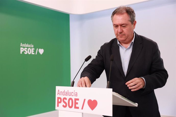 El secretario general del PSOE en Andalucía, Juan Espadas, en una foto de archivo en rueda de prensa.